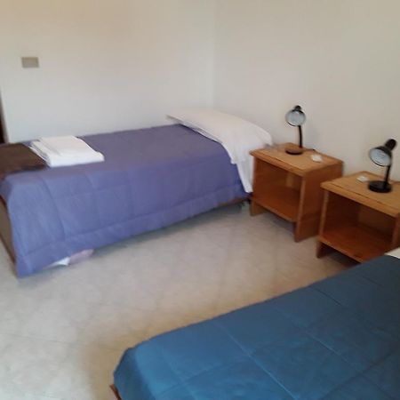 B&B Columbus Грасобио Екстериор снимка